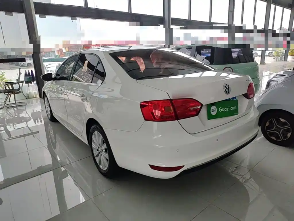 Volkswagen Sagitar