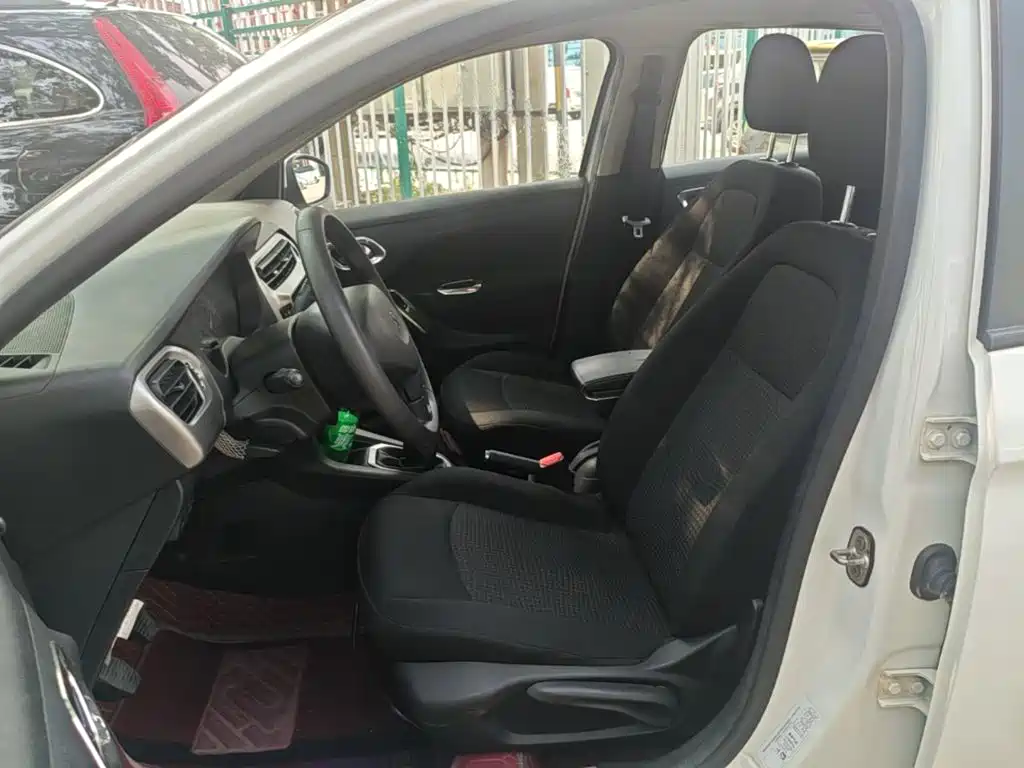 Peugeot 301