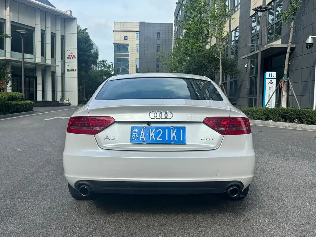 Audi A5 (Import)