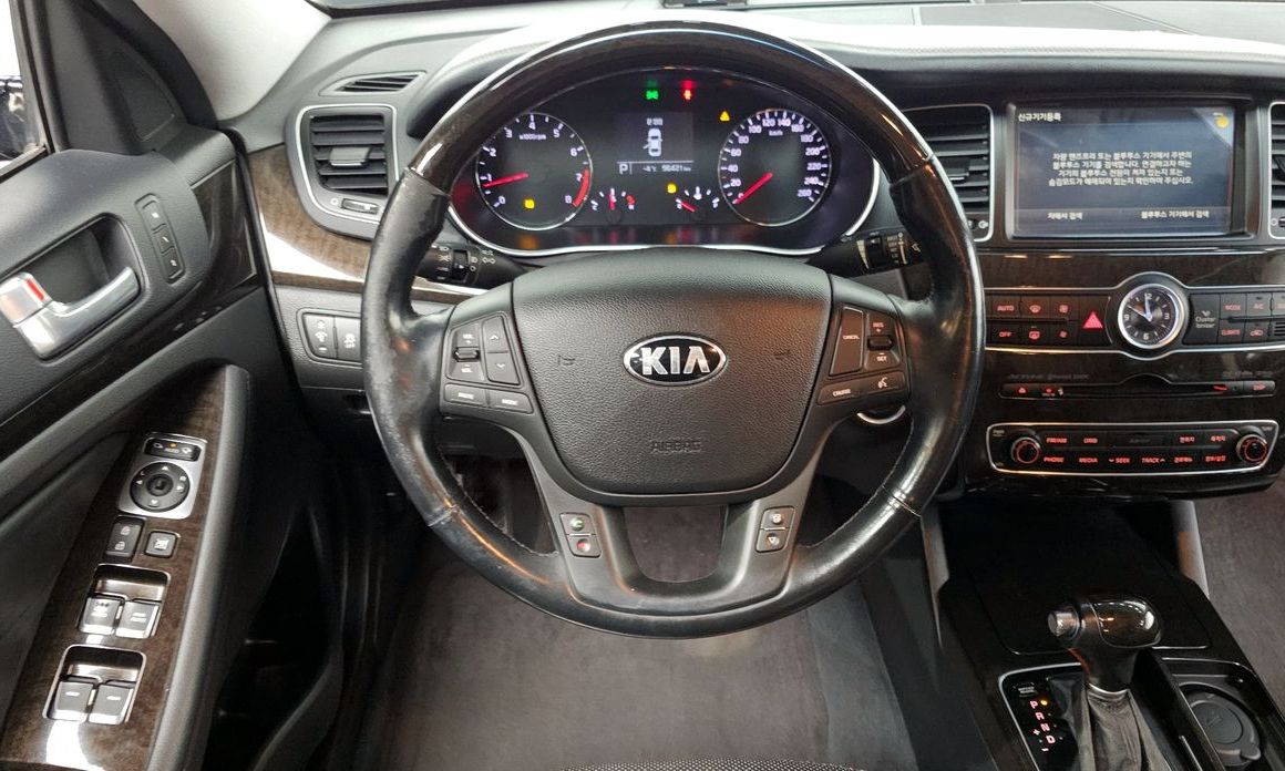 Kia K7