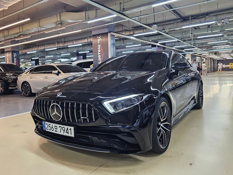 Mercedes-Benz CLS-Class