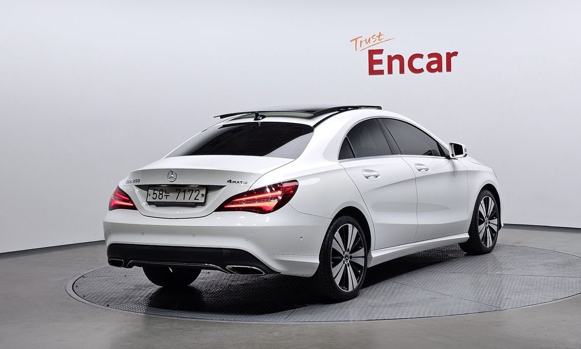 Mercedes-Benz CLA-Class