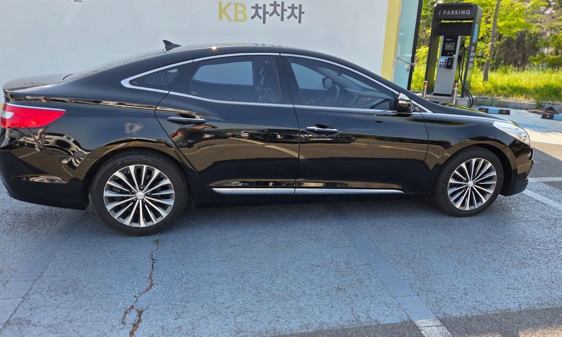 Hyundai Grandeur