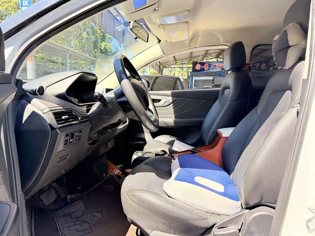 Dongfeng EV YOUNG Guang Xiaoxin