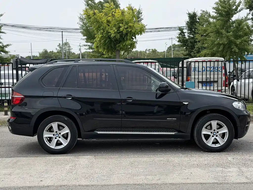 BMW X5 (Import)