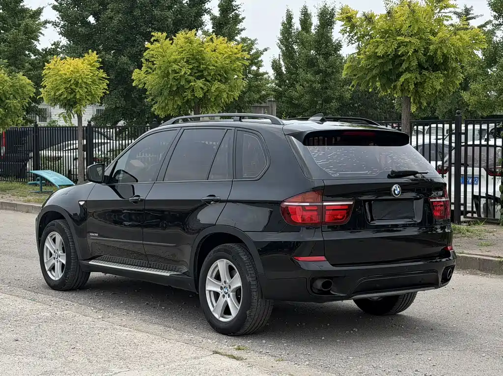 BMW X5 (Import)