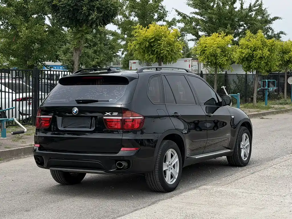 BMW X5 (Import)