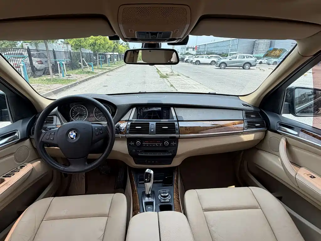 BMW X5 (Import)