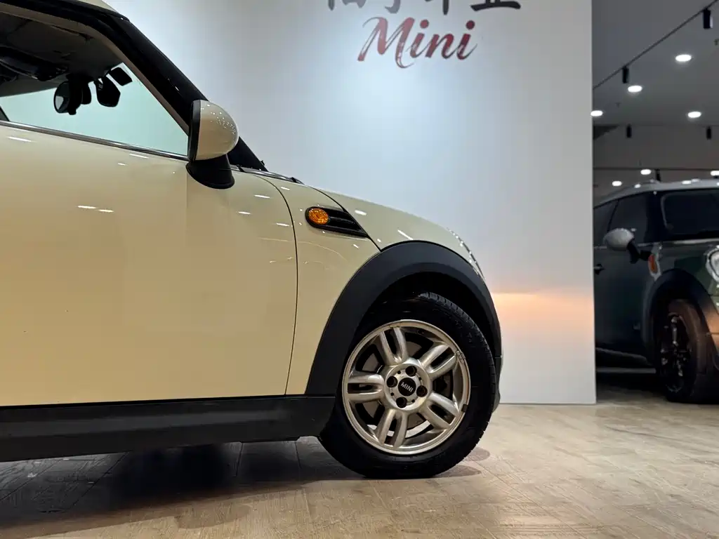 MINI Mini Clubman
