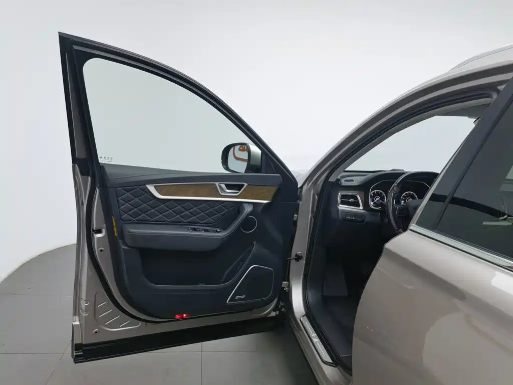 Hongqi Hongqi HS7