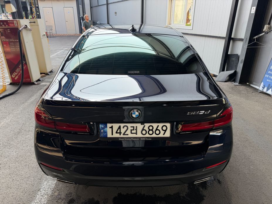 BMW 5-Series