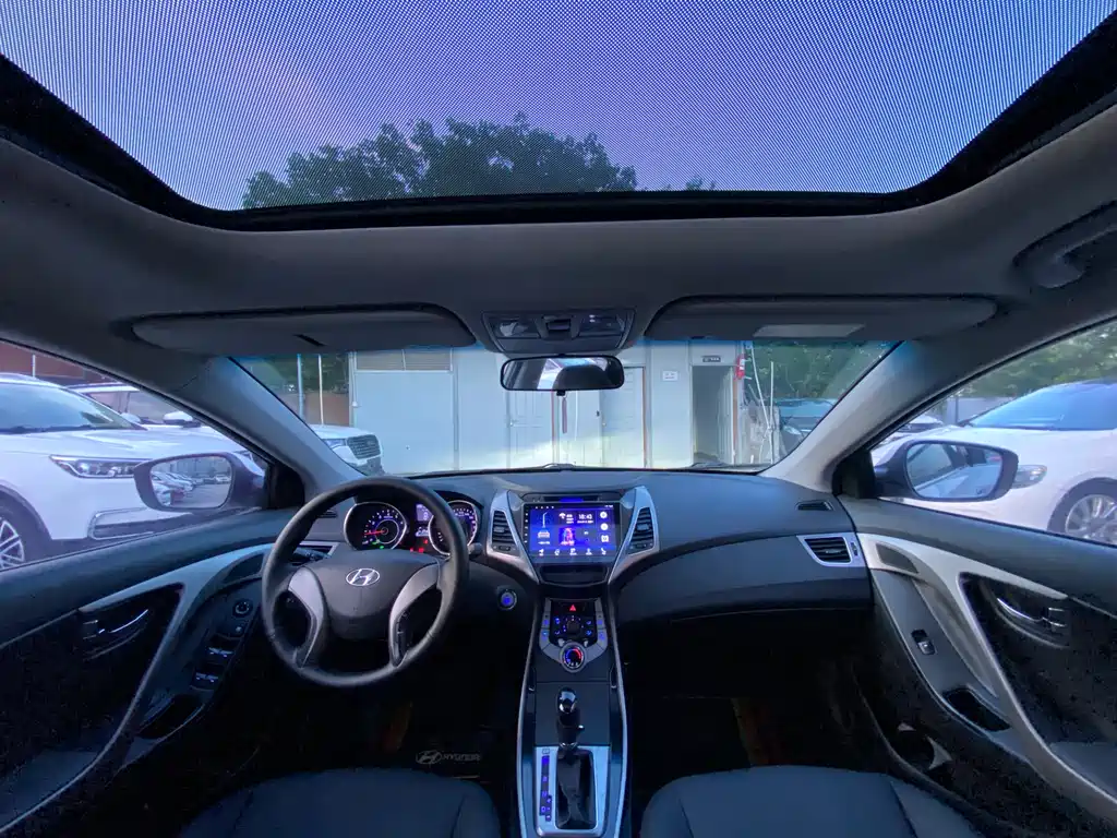 Hyundai Elantra Langdong