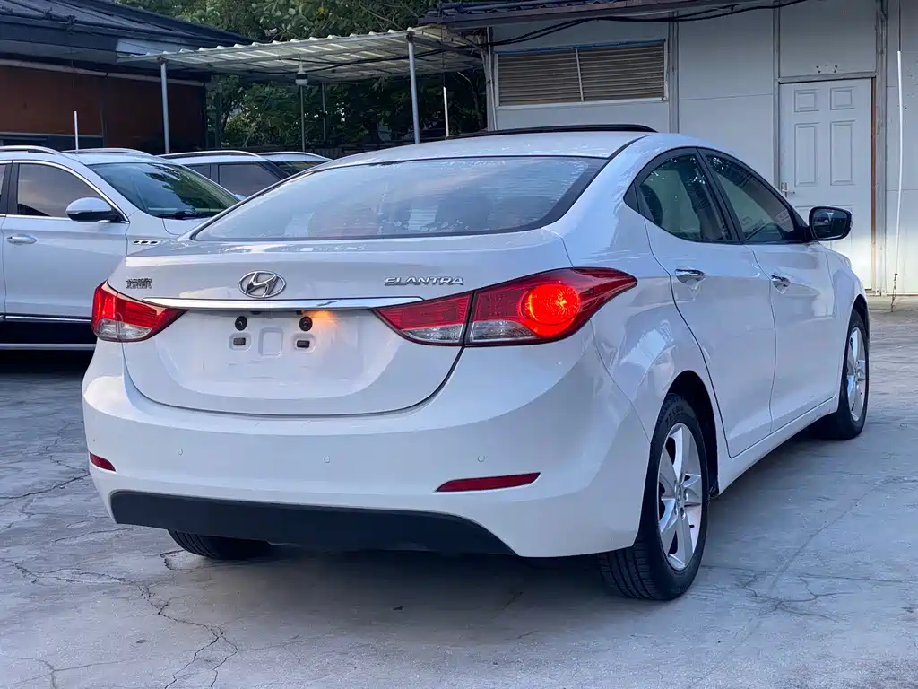 Hyundai Elantra Langdong