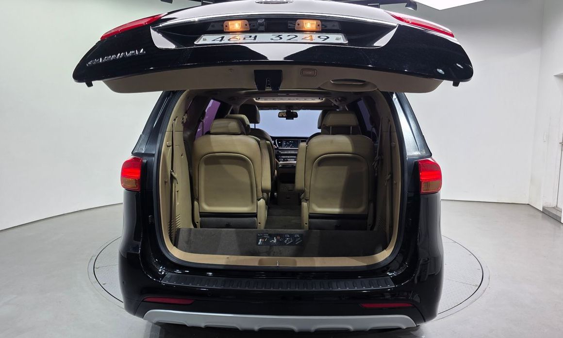 Kia Canival
