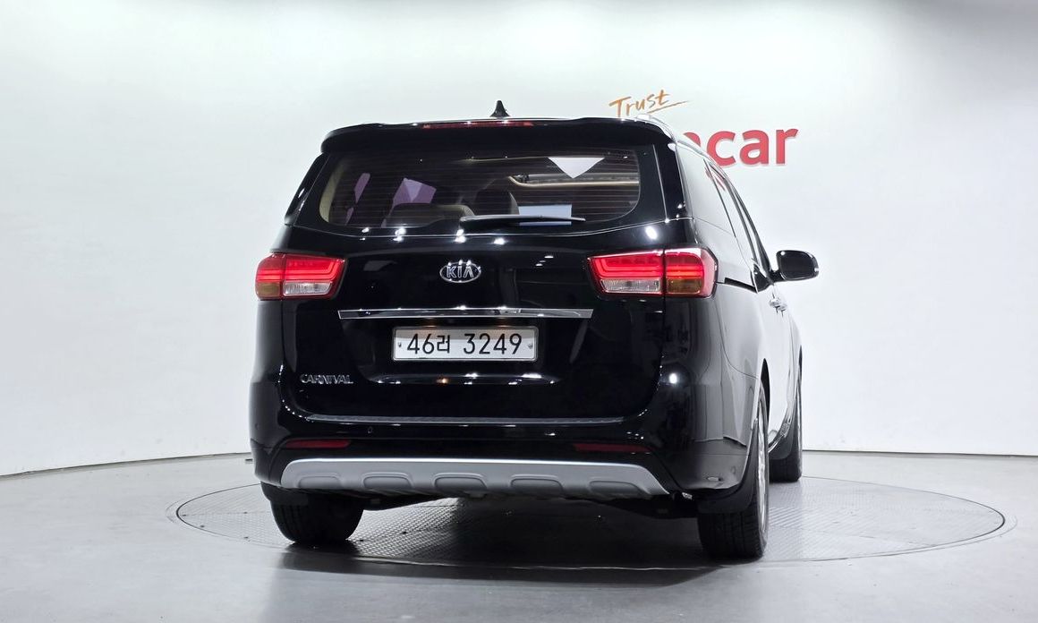 Kia Canival