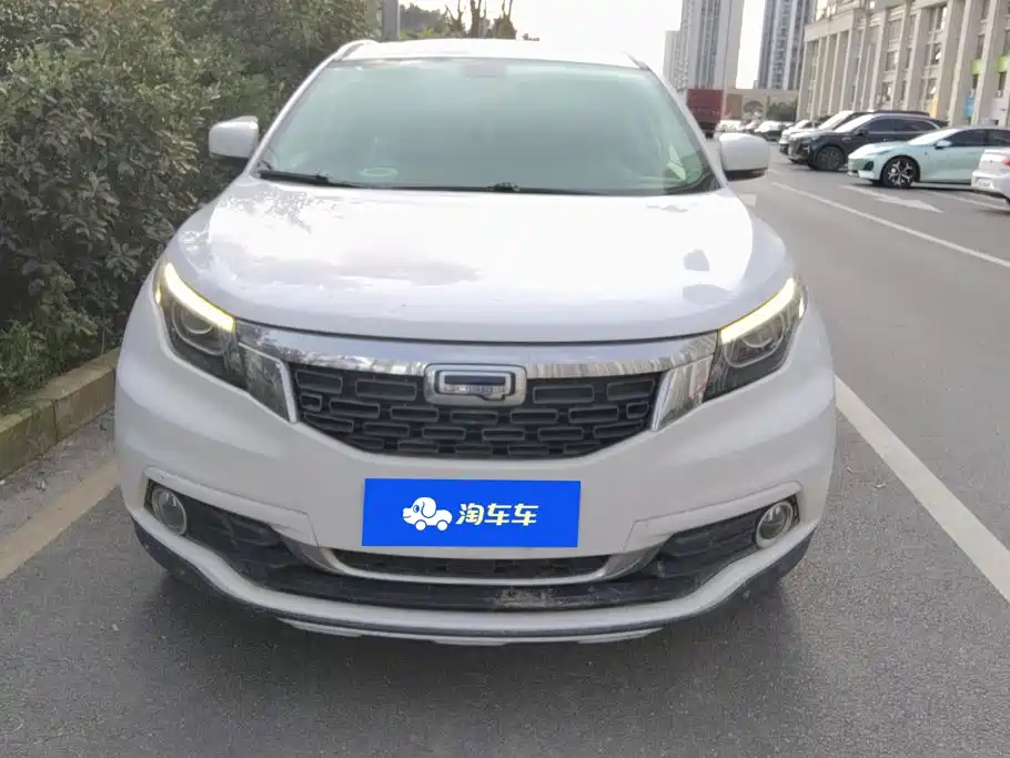 Qoros Qoros 5