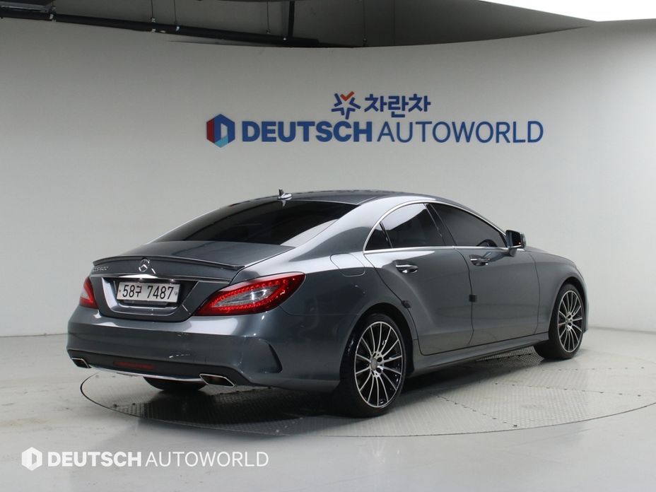 Mercedes-Benz CLS-Class