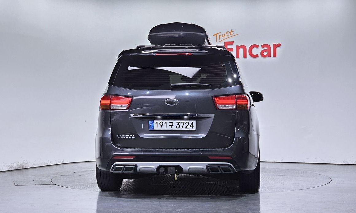 Kia Canival