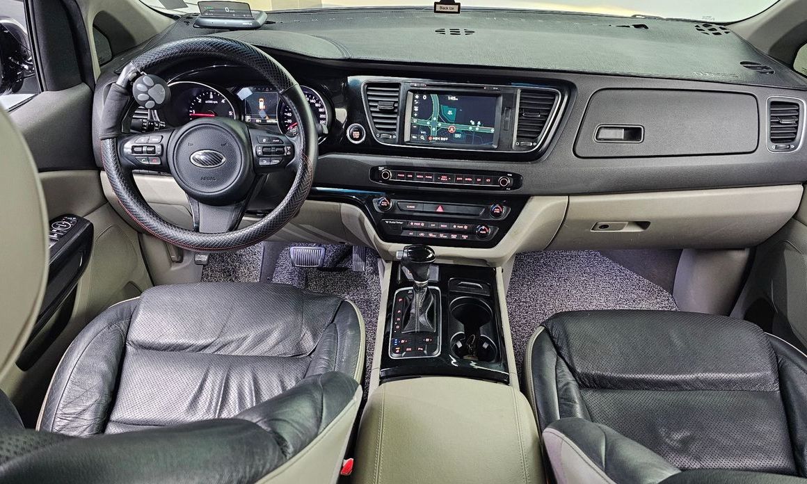 Kia Canival