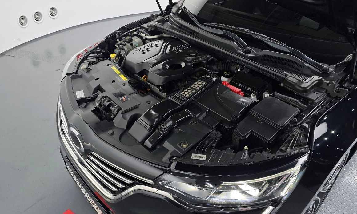 Renault SM6