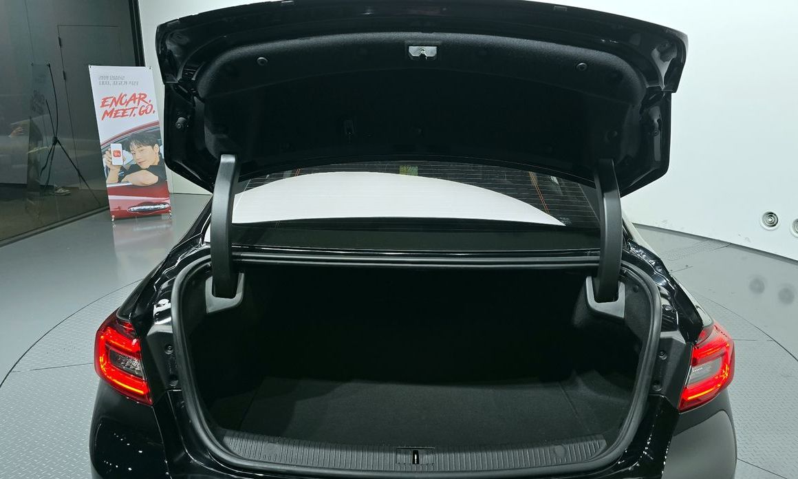 Renault SM6