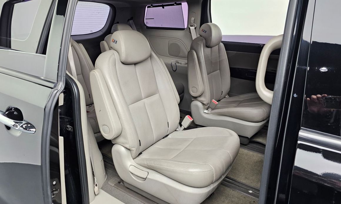 Kia Canival