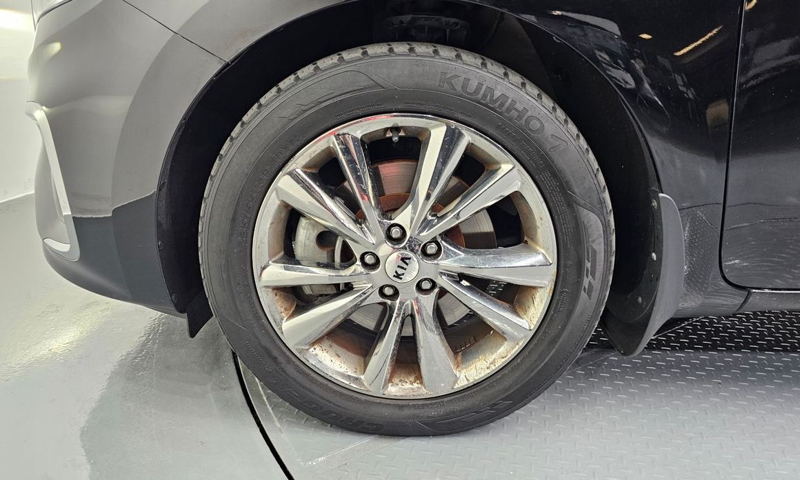 Kia Canival