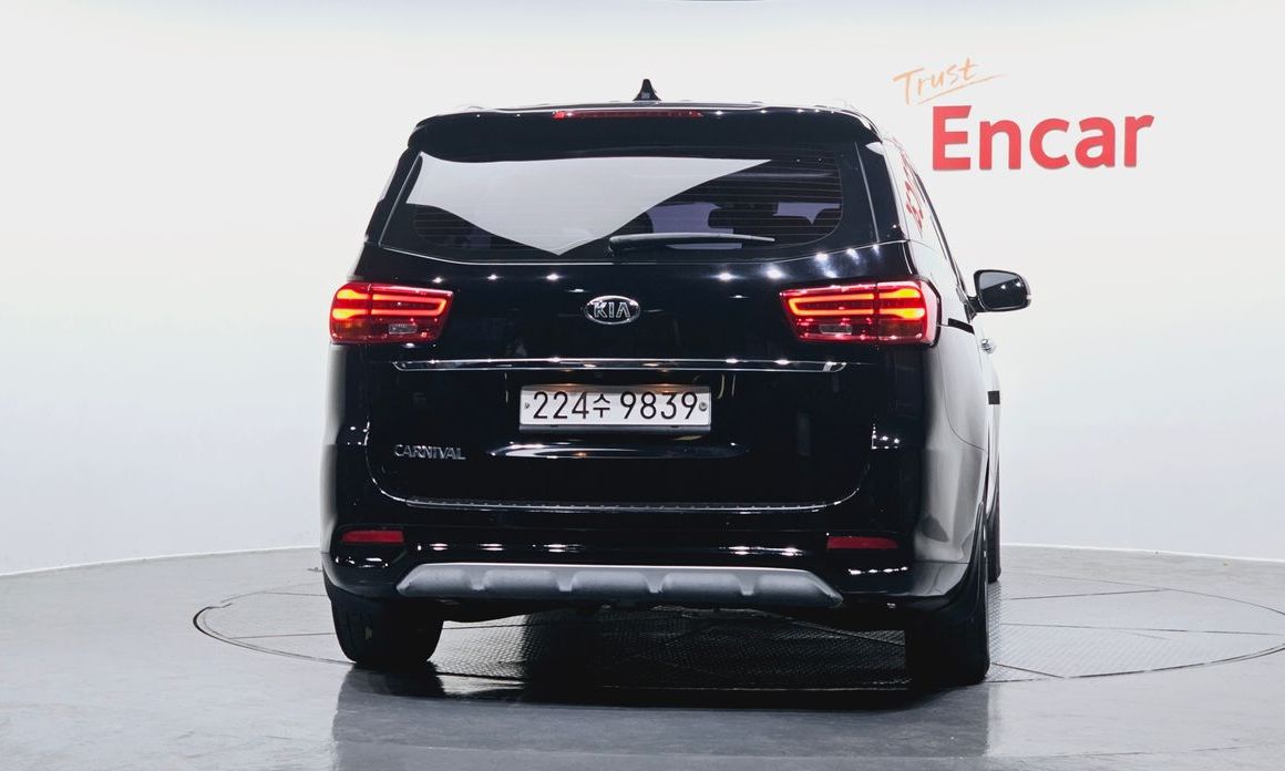 Kia Canival