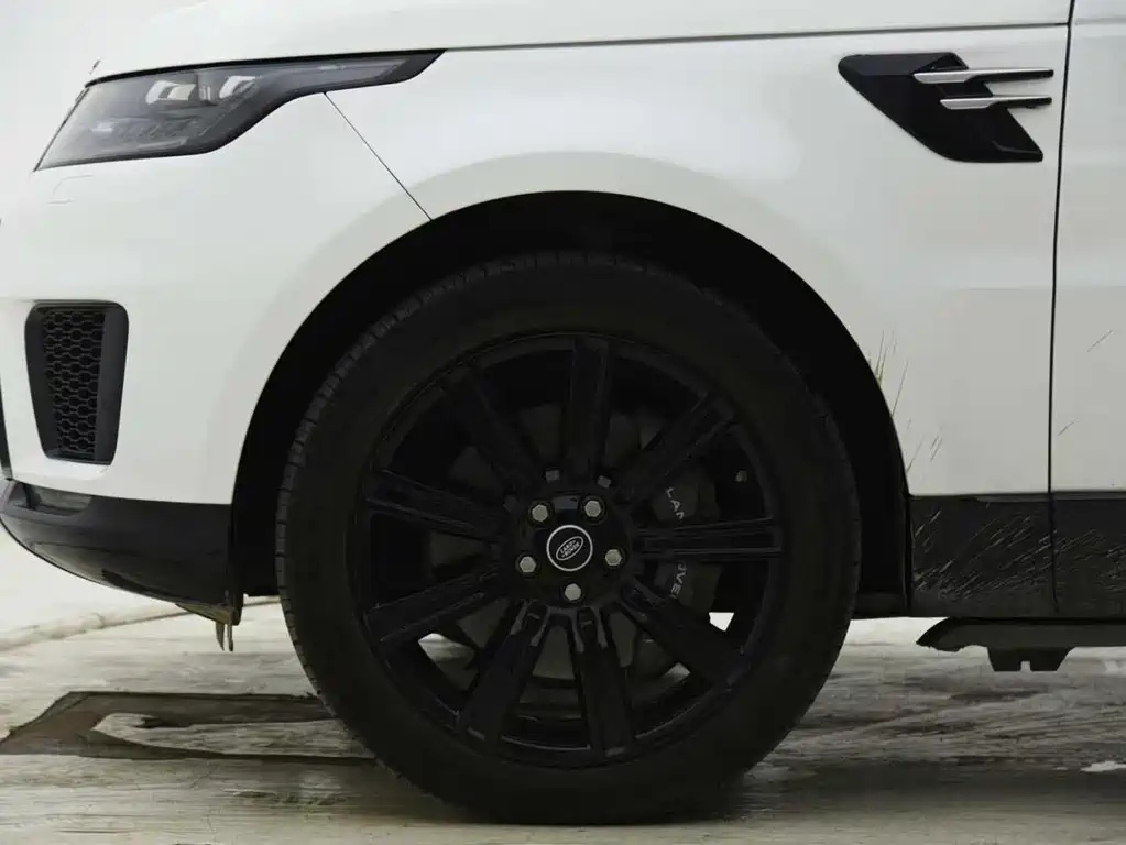 Land Rover Sport PHEV