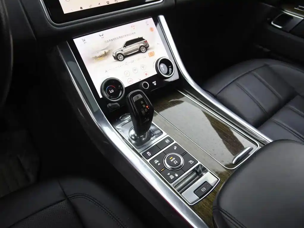 Land Rover Sport PHEV