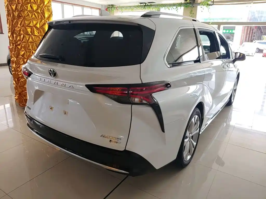 Toyota Sienna