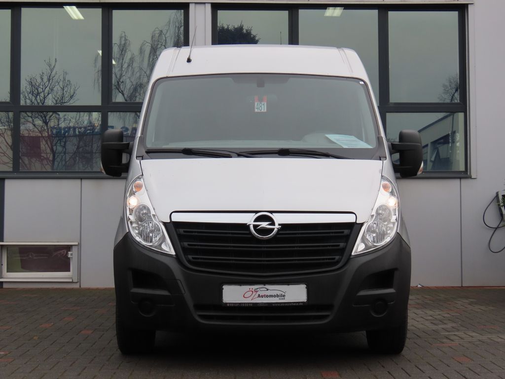 Opel Movano
