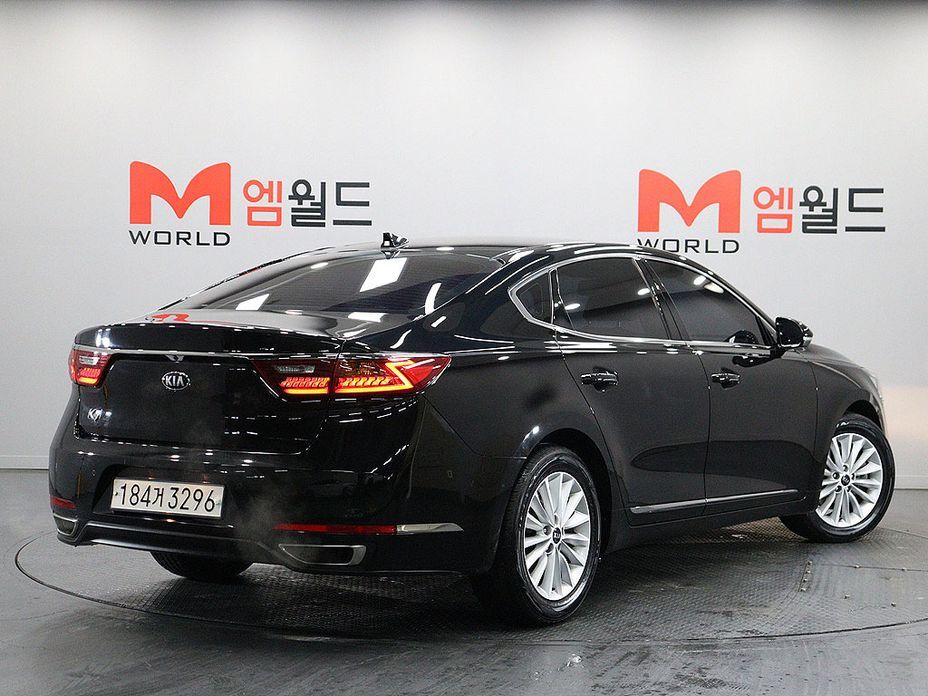 Kia K7