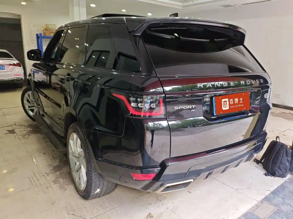 Land Rover Sport