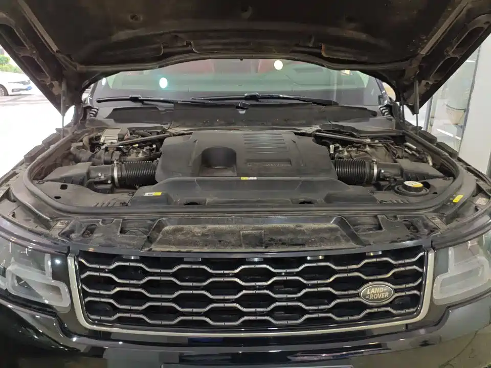 Land Rover Sport