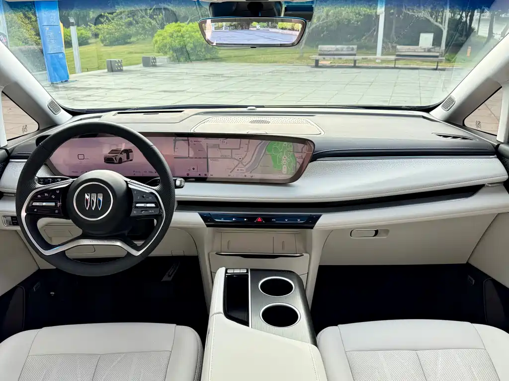 Buick GL8 Hybrid