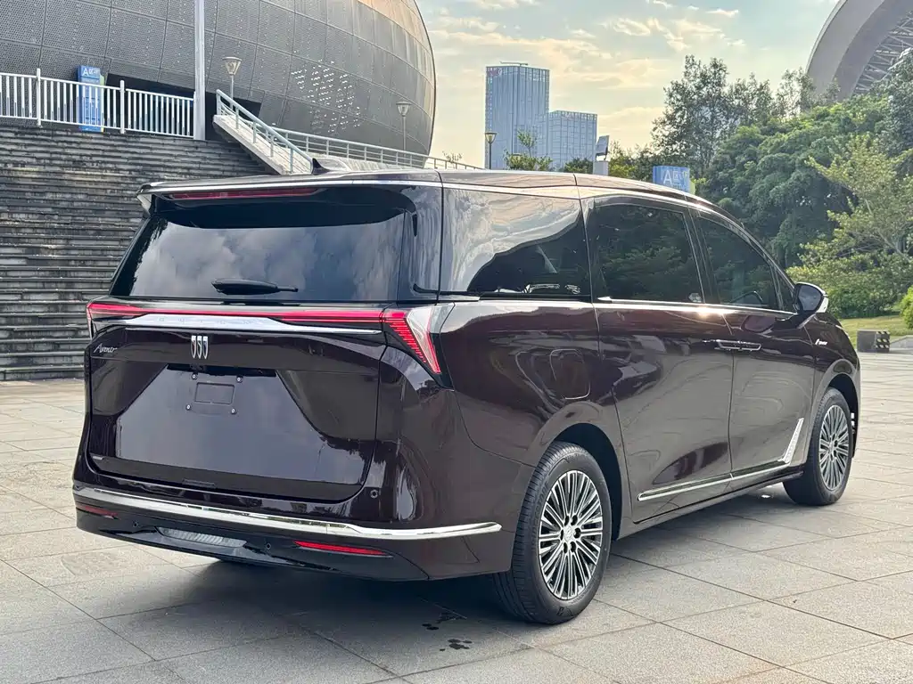 Buick GL8 Hybrid