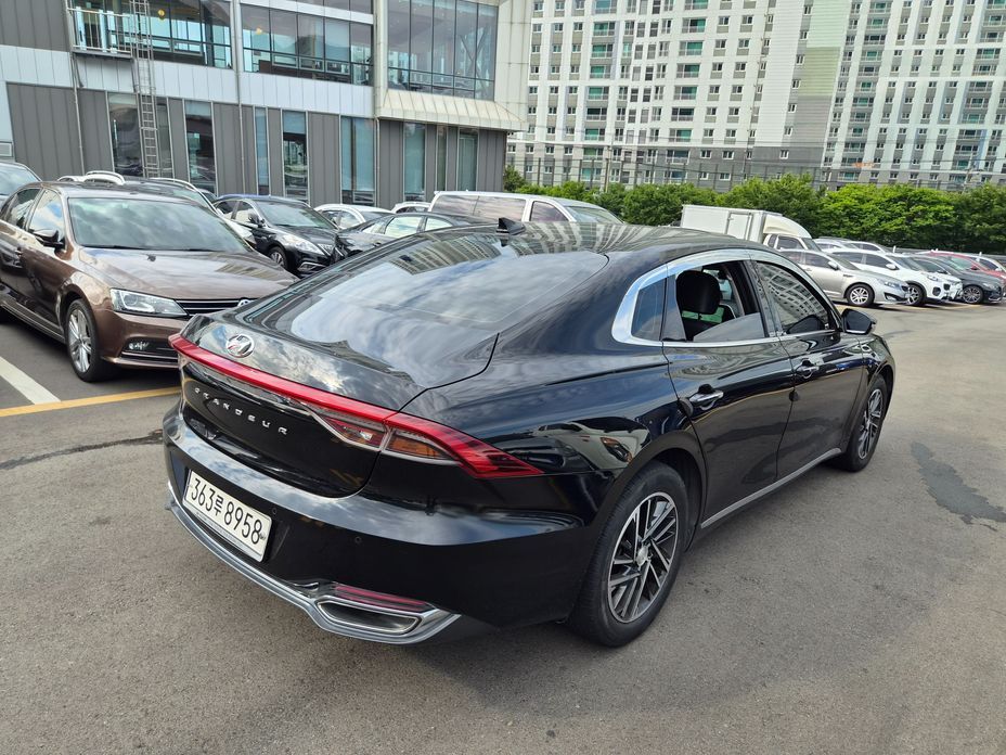 Hyundai Grandeur
