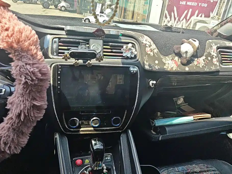 Volkswagen Sagitar