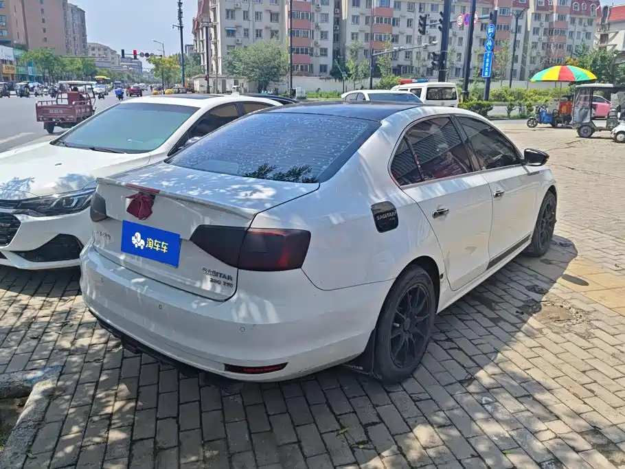 Volkswagen Sagitar