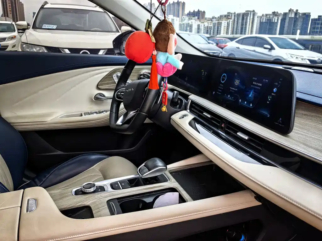 Chery Arrizo 8
