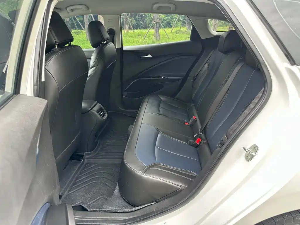Buick Velite 6