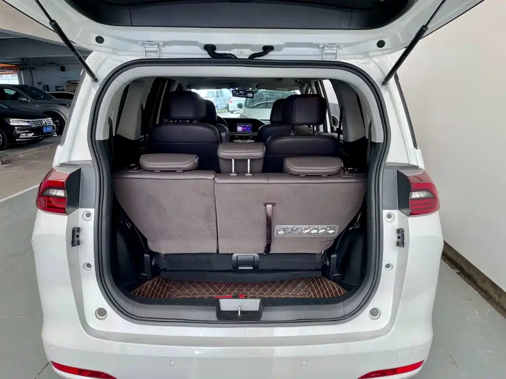 GAC Motor Trumpchi M6