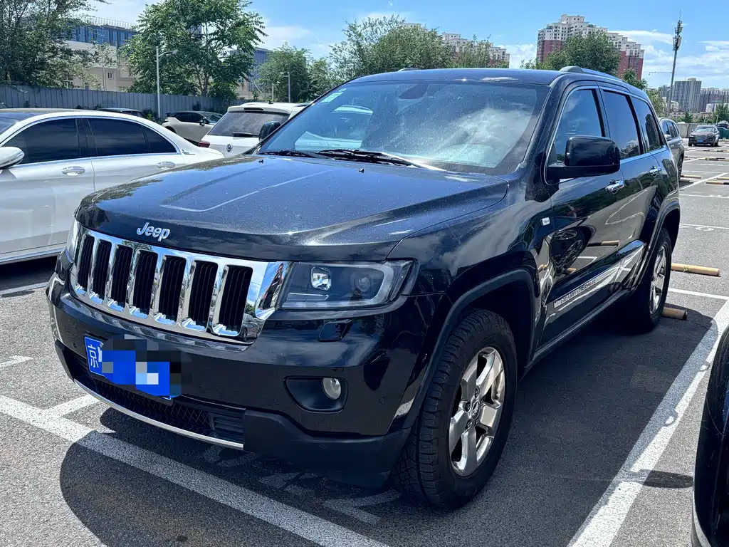 Jeep Grand Cherokee (Import)