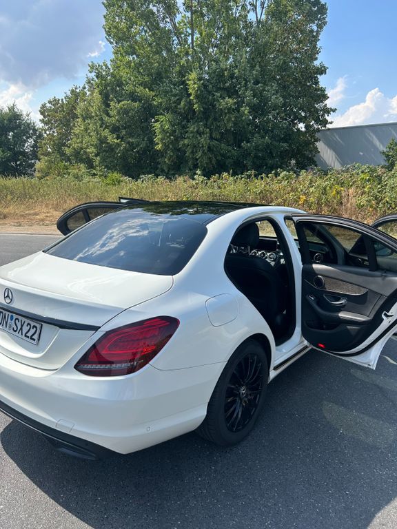 Mercedes-Benz C 300