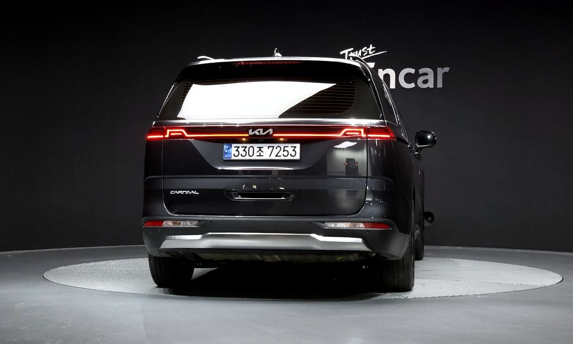 Kia Canival