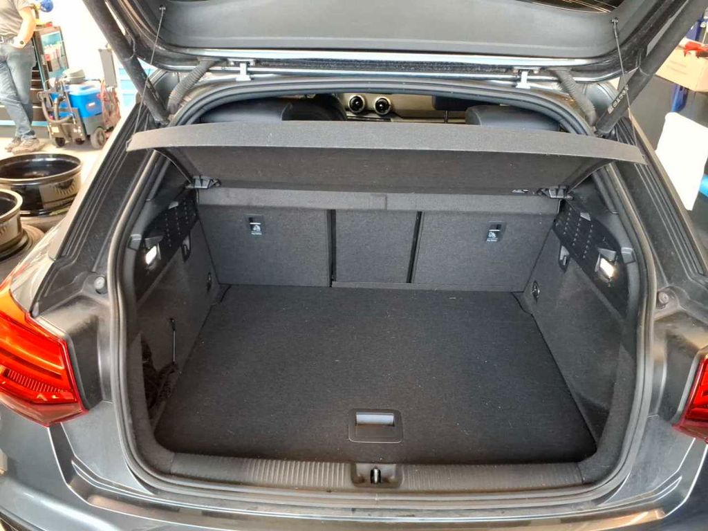 Audi SQ2