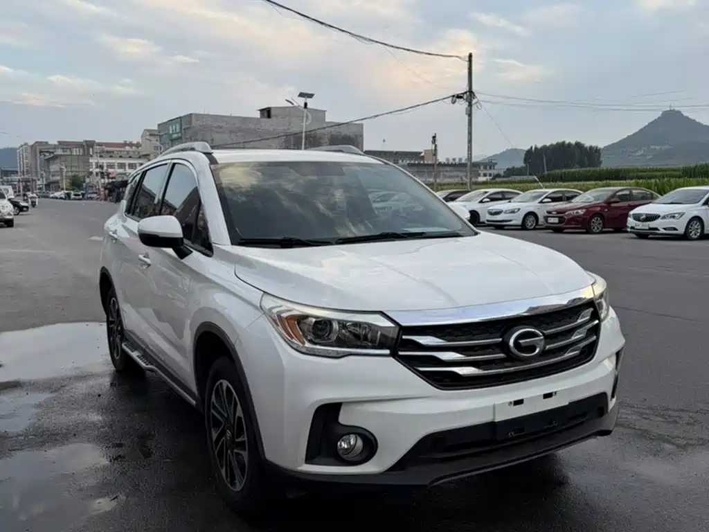 GAC Motor Trumpchi GS4