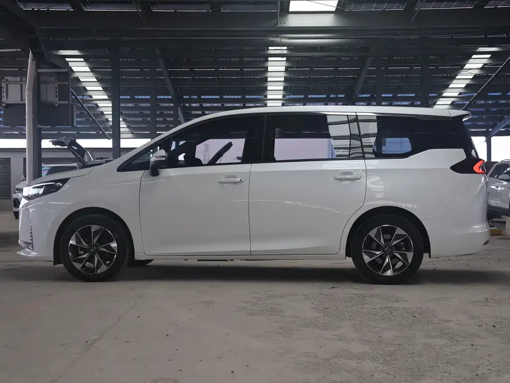 GAC Motor Trumpchi M6