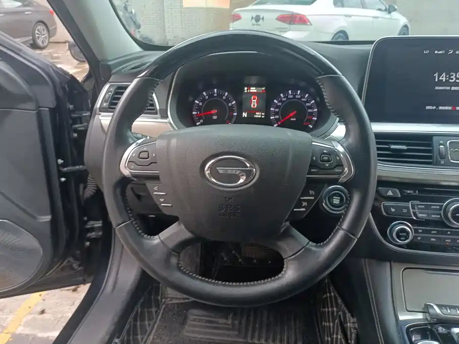 GAC Motor Trumpchi GA8